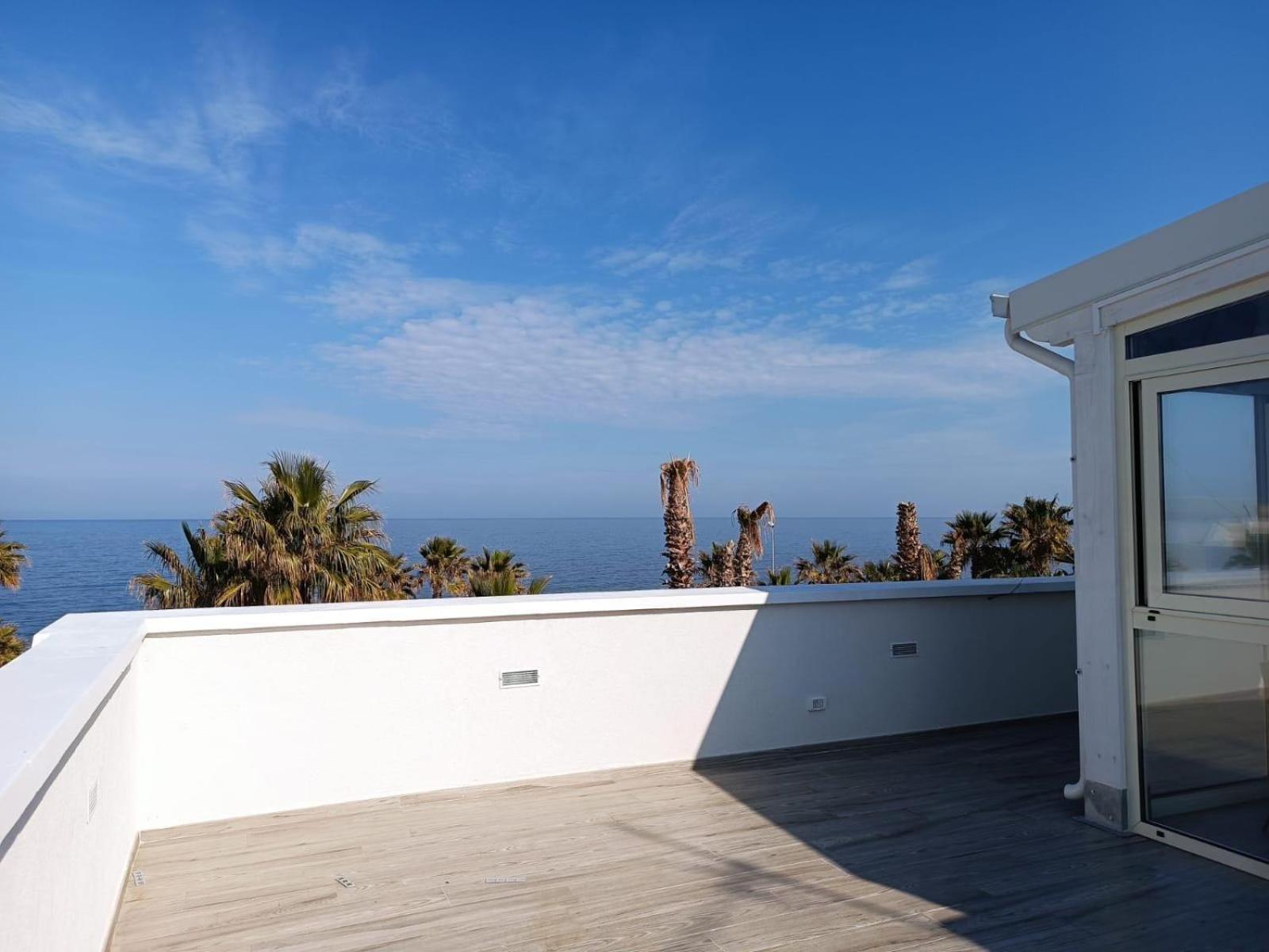 Casa Al Mare Luxury Bed & Breakfast บารี ภายนอก รูปภาพ